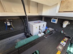 AIRON MARINE - AIRON MARINE 4300 T-TOP - interiors
