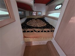 AIRON MARINE - AIRON MARINE 4300 T-TOP - interiors