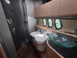 AIRON MARINE - AIRON MARINE 4300 T-TOP - interiors