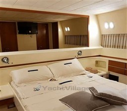 CANTIERI NAVALI LIGURI - GHIBLI 19 - interiors