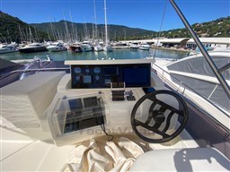 FERRETTI - FERRETTI 620 - electronic