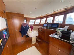 VZ - EXPLORER 76 - interiors