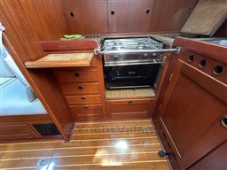 HALLBERG RASSY - HALLBERG RASSY 42 - interiors