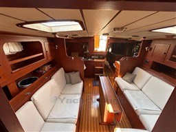 HALLBERG RASSY - HALLBERG RASSY 42 - interiors