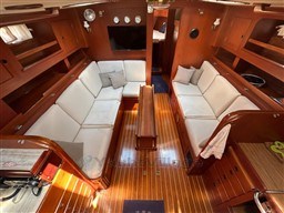 HALLBERG RASSY - HALLBERG RASSY 42 - interiors