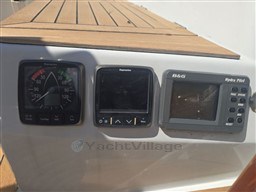 COMAR YACHTS - COMET 65s - electronic