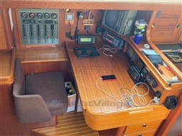 HALLBERG RASSY - HALLBERG RASSY 53 - electronic