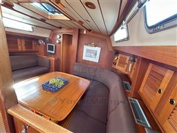 HALLBERG RASSY - HALLBERG RASSY 53 - interiors