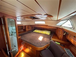 HALLBERG RASSY - HALLBERG RASSY 53 - interiors
