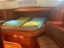 HALLBERG RASSY - HALLBERG RASSY 53 - interiors