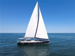 BENETEAU - CNB 64 - exteriors