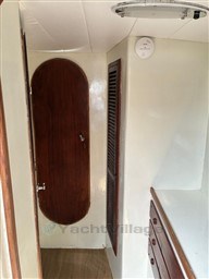 FIBERGLASS - ORCA 43 - interiors