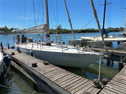 FIBERGLASS - ORCA 43 - exteriors