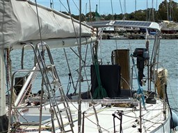 FIBERGLASS - ORCA 43 - exteriors