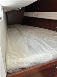 FIBERGLASS - ORCA 43 - interiors