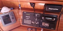 BAVARIA YACHTS - BAVARIA 42 CRUISER - electronic