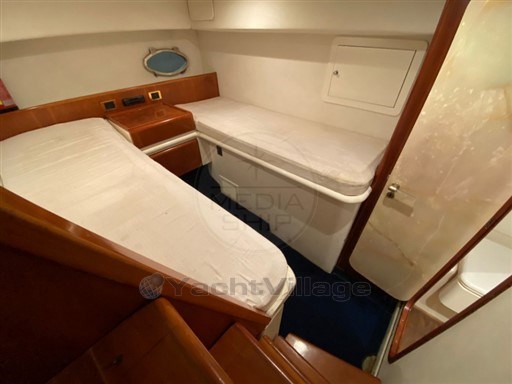 CANTIERI NAVALI DEL GOLFO SRL - IPANEMA 54 - interiors