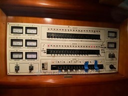 CANTIERI NAVALI DEL GOLFO SRL - IPANEMA 54 - electronic