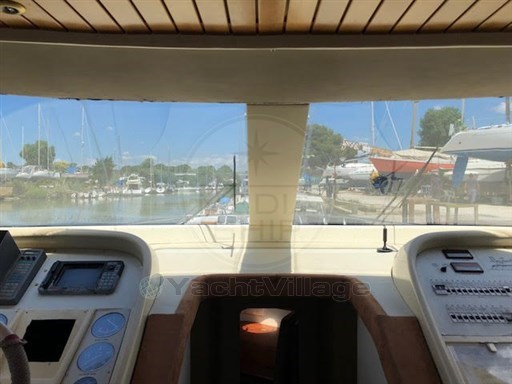 COMAR YACHTS - CLANSHIP 58 - interiors
