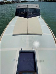 MAGNUM MARINE - MAGNUM 38 - exteriors