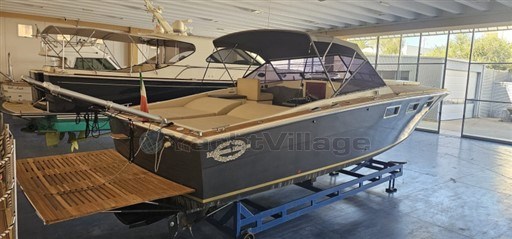 MAGNUM MARINE - MAGNUM 38 - exteriors
