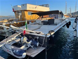 MAGNUM MARINE - MAGNUM 38 - exteriors