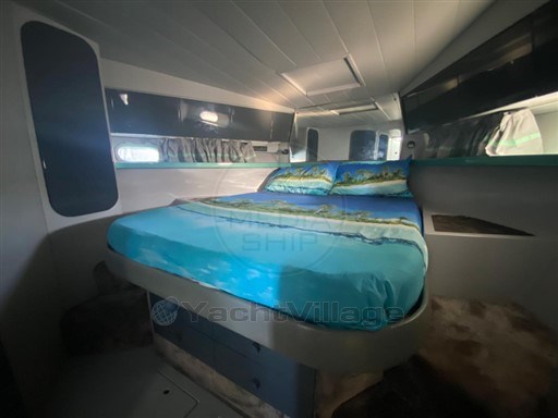 FERRETTI - FERRETTI 40 ALTURA - interiors
