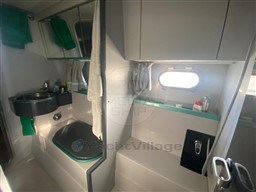 FERRETTI - FERRETTI 40 ALTURA - interiors