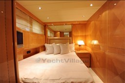 OVERMARINE MANGUSTA YACHTS - MANGUSTA 72 - interiors