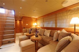 OVERMARINE MANGUSTA YACHTS - MANGUSTA 72 - interiors