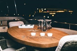 CANADOS - CANADOS 72 - exteriors