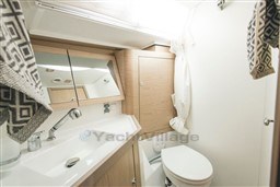 BENETEAU - OCEANIS 45 - interiors