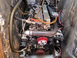 DELPHIA YACHTS - DELPHIA 40 - motors