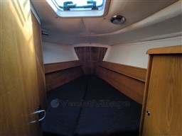 DELPHIA YACHTS - DELPHIA 40 - interiors