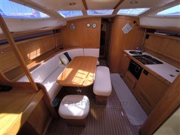 DELPHIA YACHTS - DELPHIA 40 - interiors