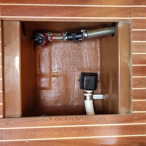 BAVARIA YACHTS - BAVARIA 42 CRUISER - systems