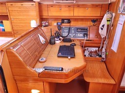 BAVARIA YACHTS - BAVARIA 42 CRUISER - electronic