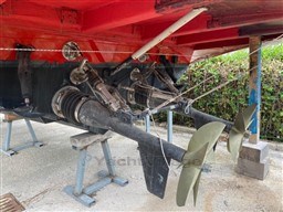 V YACHT - V40 - exteriors