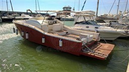 V YACHT - V40 - exteriors