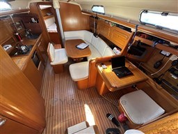 CANTIERE DEL PARDO - GRAND SOLEIL 40 - interiors