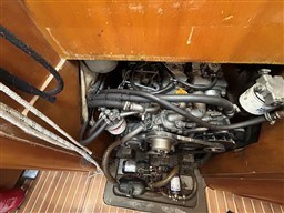 CANTIERE DEL PARDO - GRAND SOLEIL 40 - motors