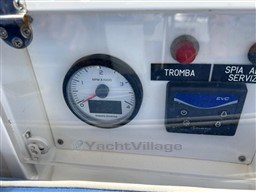 HALLBERG RASSY - HALLBERG RASSY 39 - interiors