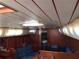 HALLBERG RASSY - HALLBERG RASSY 40 - interiors