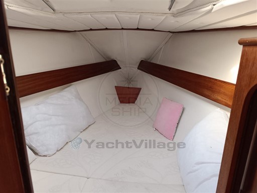 BENETEAU - FIRST 32.5 - interiors