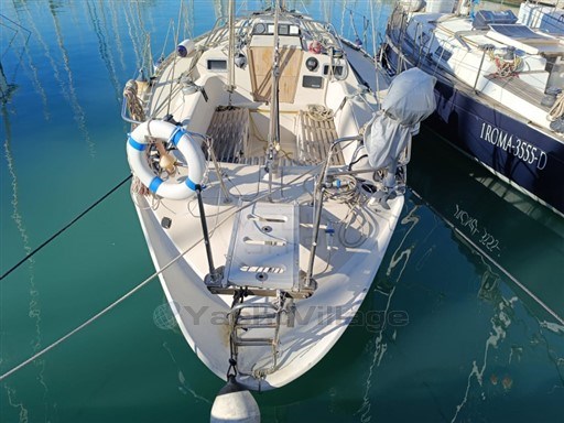 BENETEAU - FIRST 32.5 - exteriors