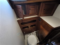 ARTMARE - MANHATTAN 44 - interiors