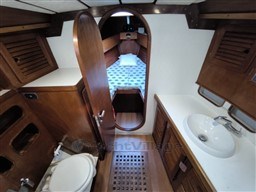 ARTMARE - MANHATTAN 44 - interiors