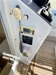 DO.VI. - ONE WAY 100 - exteriors