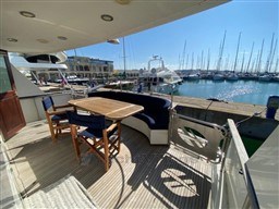 HATTERAS YACHTS - HATTERAS 70 - exteriors