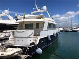 HATTERAS YACHTS - HATTERAS 70 - exteriors